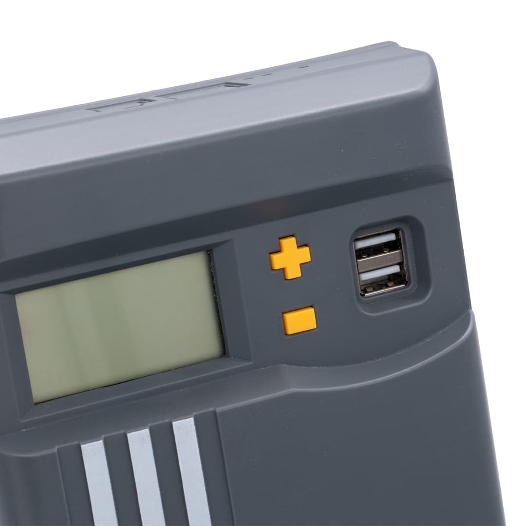 NEXON nepelem vezérlő MPPT 30A 12V/24V 2x USB porttal – 4. kép