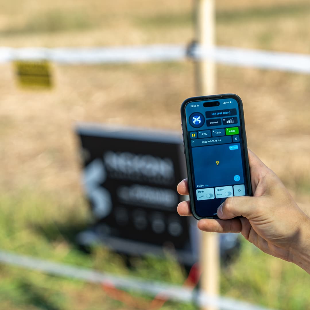 NEXON PYRAMID 10J GPS hordozható villanypásztor napelemmel és akkumulátorral – 5. kép